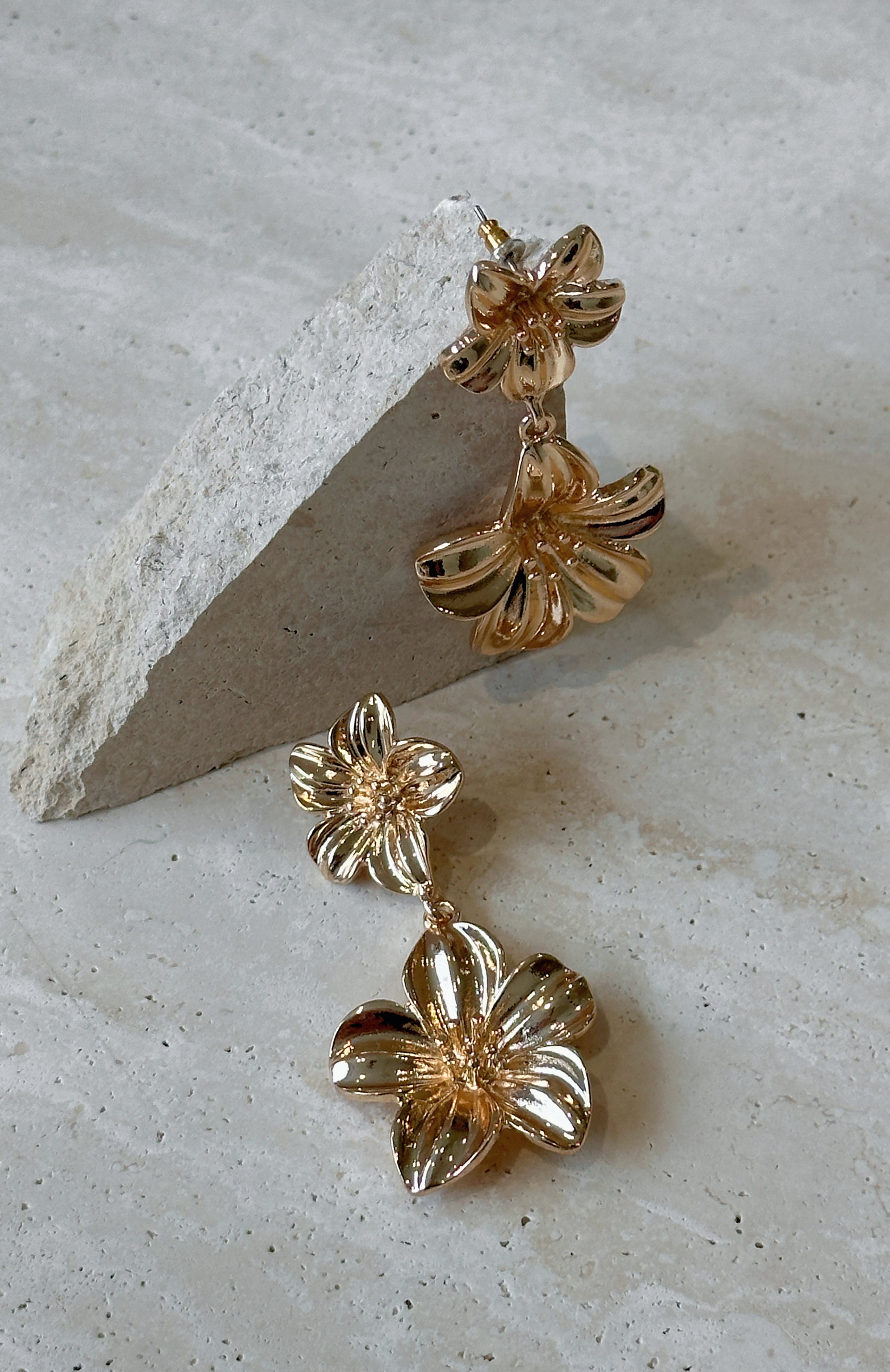 Moana Statement Earrings Gold