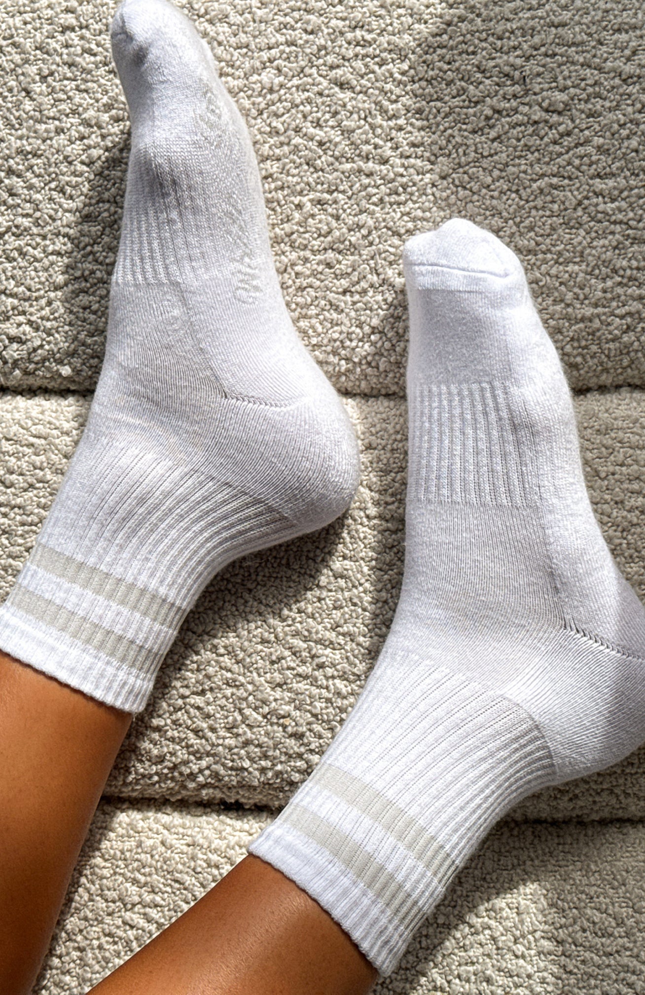 Grounded Socks White/Moon